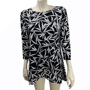 Alfani‎ Black and White Abstract Palm Print Tunic Top